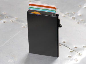 BrandCharger card wallet - Image 5