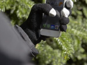 Gloves for capacitive screens - Image 4