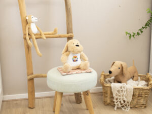Plush dog with tag - Image 3