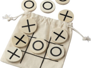 Wooden tic-tac-toe game